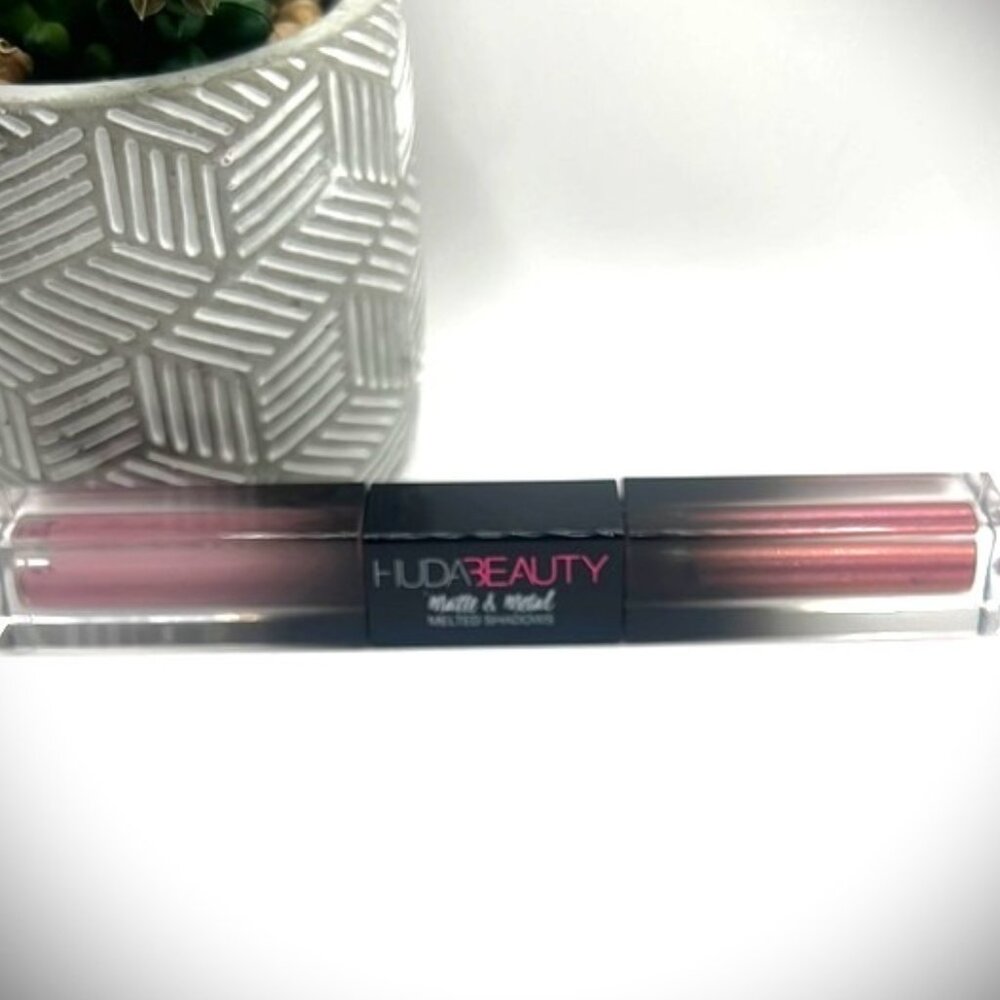 Huda Beauty Matte & Metal Dual Ended Eyeshadow - Million Dollar Deals & VIPINK